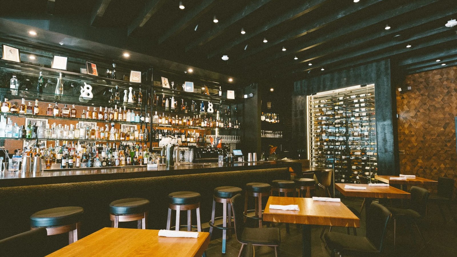 Beverly Bar