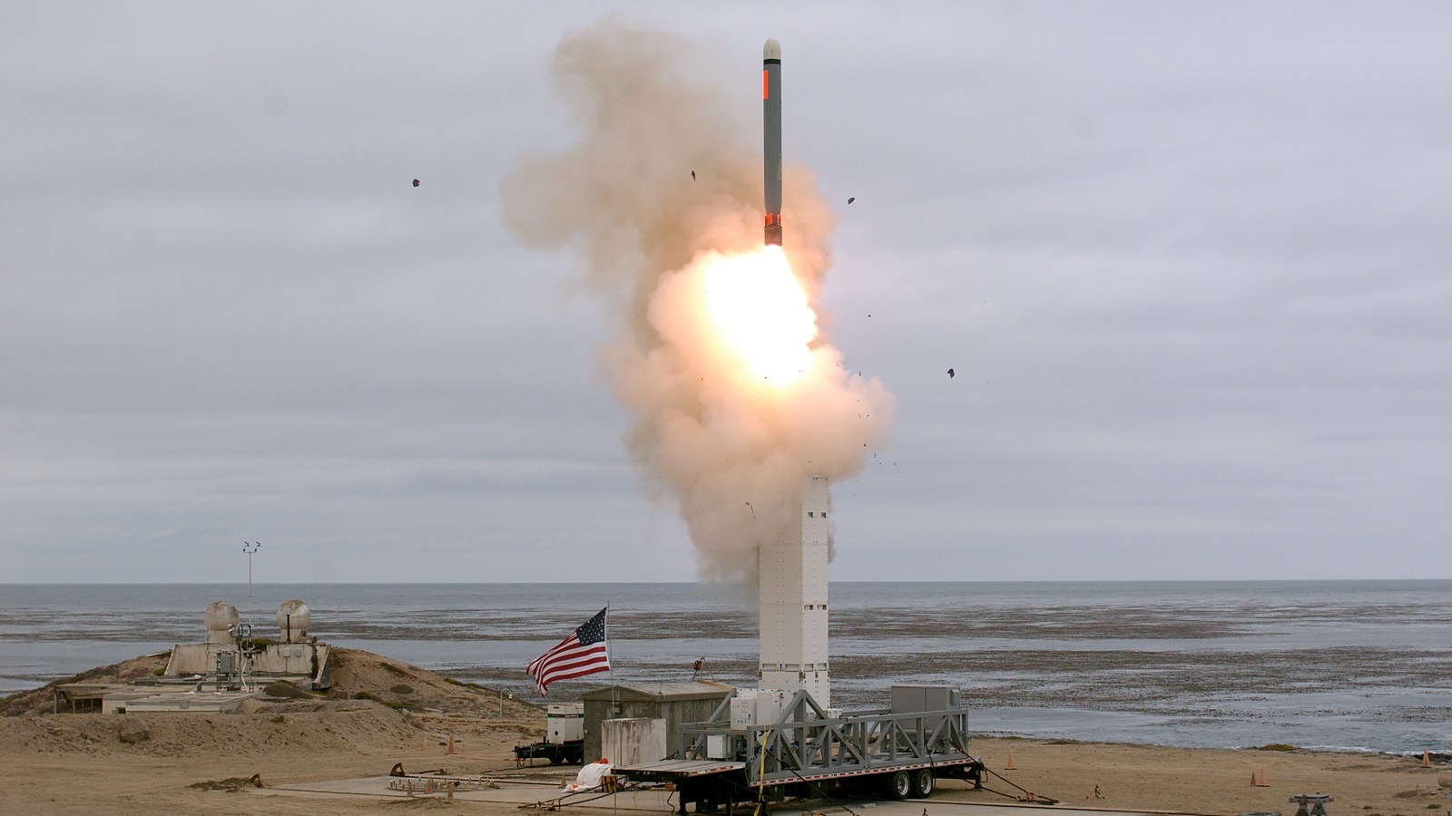A defence startup backed by Andreessen Horowitz and Peter Thiel's Founders Fund has opened a Dallas missile factory, promising 1,000 cruise missiles in its first year