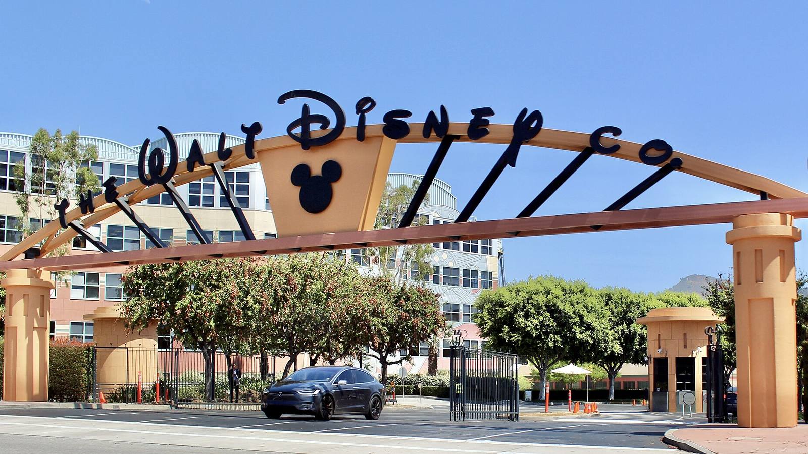The Parks Guy Gets the Kingdom